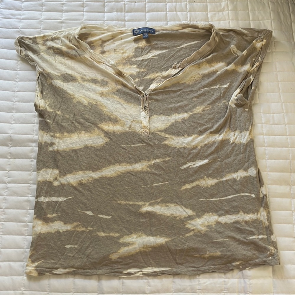 Democracy shirt! size XS, perfect condition!